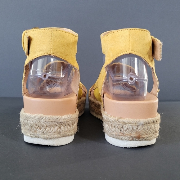 Universal Thread Agnes Microsuede Flatform Espadrilles Sandals Womens 6.5 Yellow - Picture 6 of 10